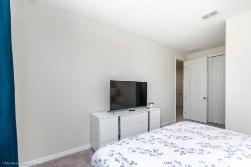 Popular attractions Area Nearby Property